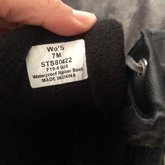 ❌SOLD❌Sperry Waterproof Duck Boots - Picture 3 of 3